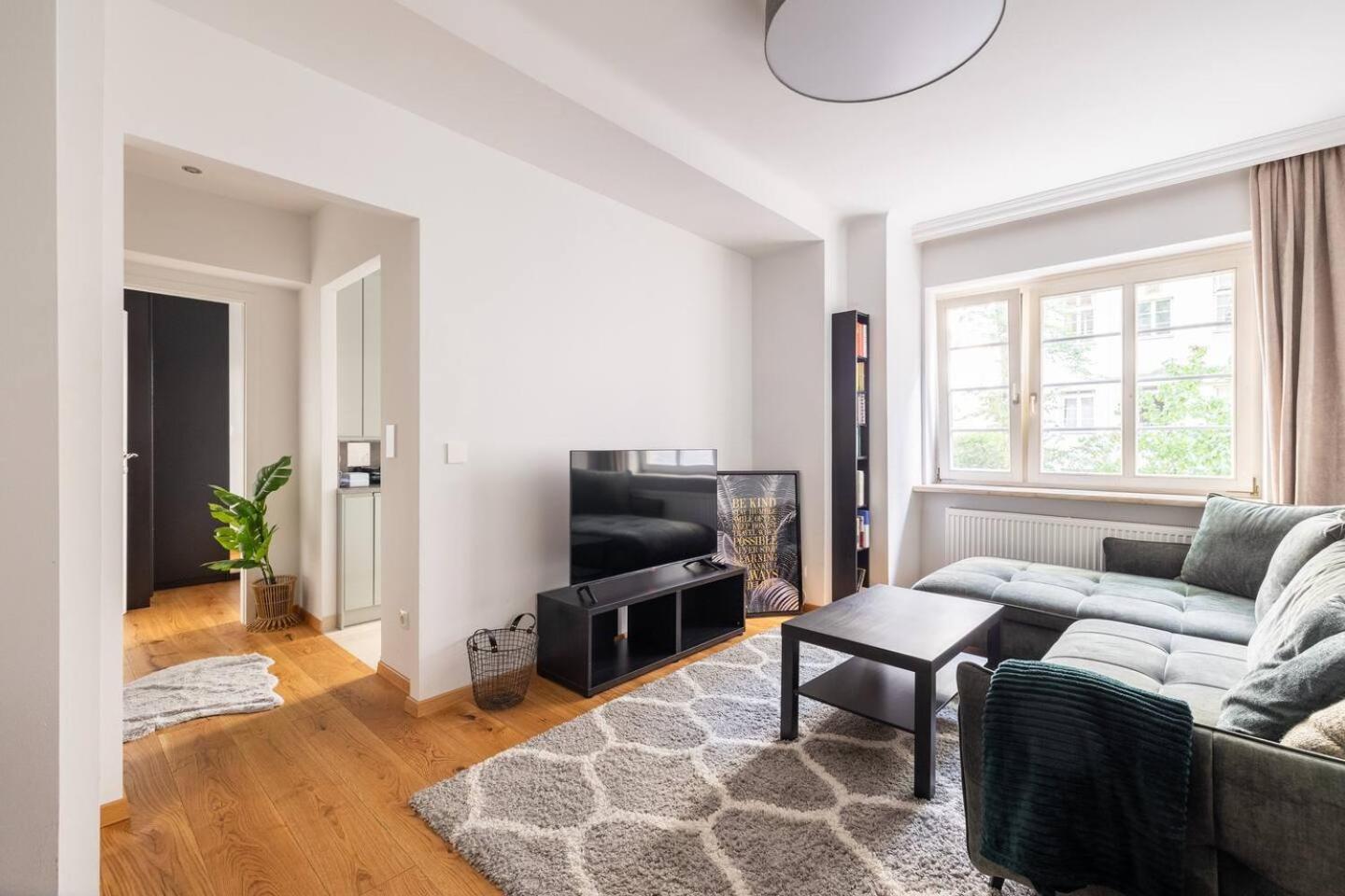 Apartment Vienna Near Metro - Netflix - Free Wifi Luaran gambar