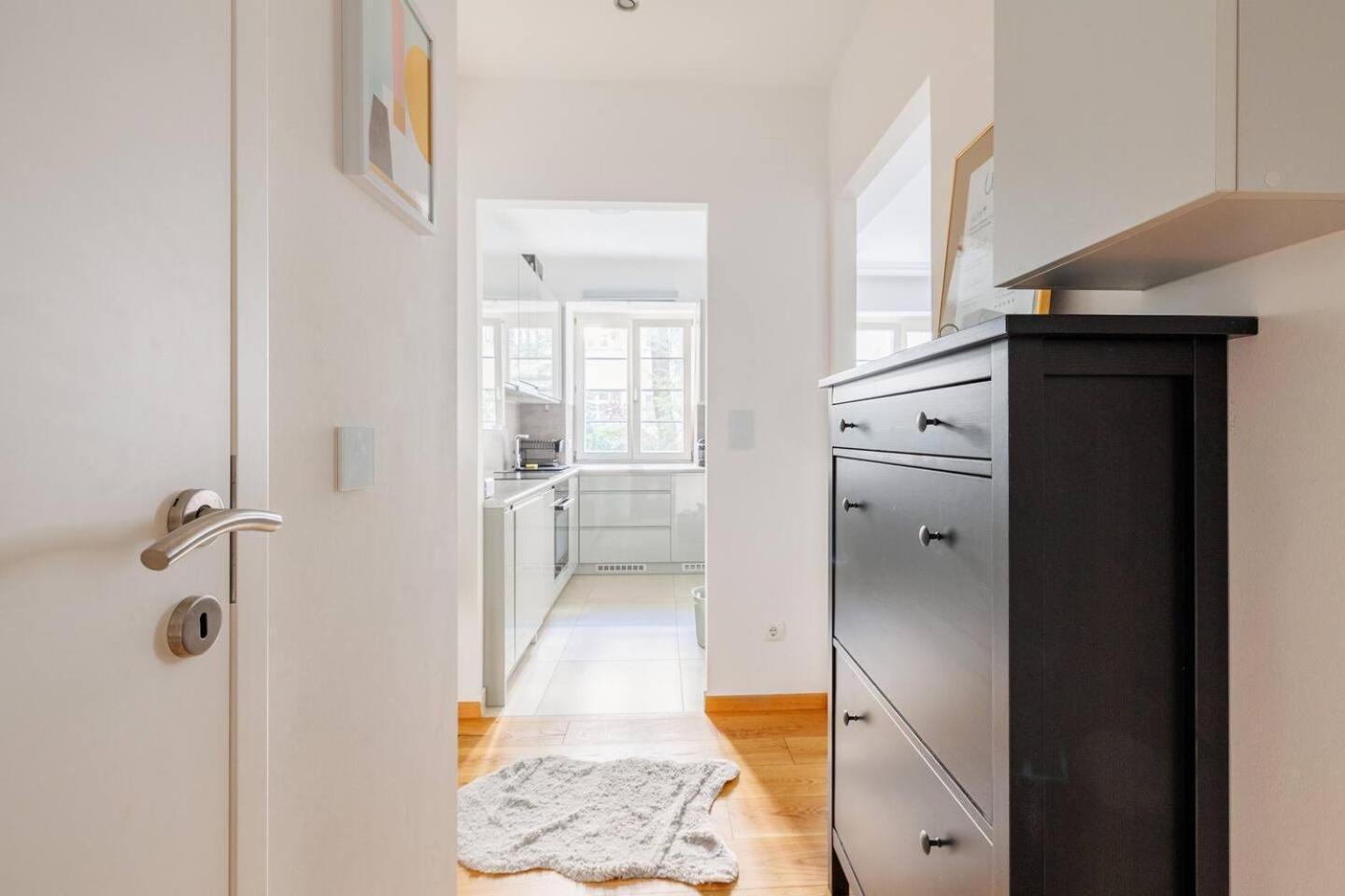 Apartment Vienna Near Metro - Netflix - Free Wifi Luaran gambar